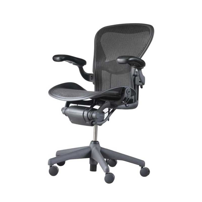 Fully Loaded Aeron Chair - Size B - Graphite (Rеnеwеd)